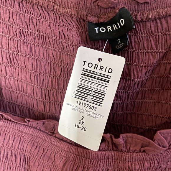 Torrid Stretch Challis Smocked Puff Sleeve Crop Top Size 2X NWT - Picture 4 of 4